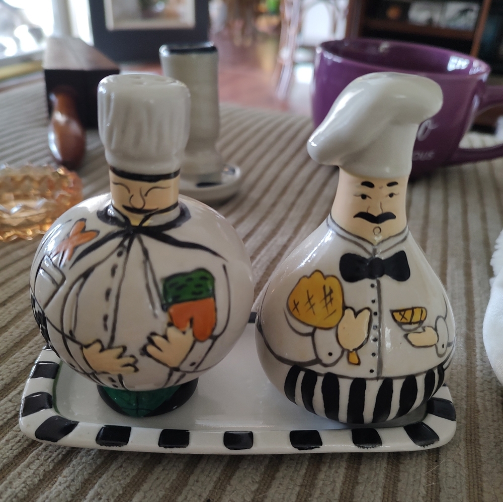 Chef Ceramic Salt and Pepper Shakers